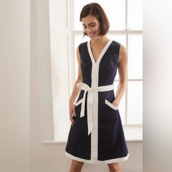 Boden Josie Dress in Navy Blue Classic Size 12 with Belt Pristine Condition - Picture 8 of 10